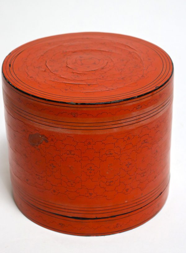 Lacquered Betel Box