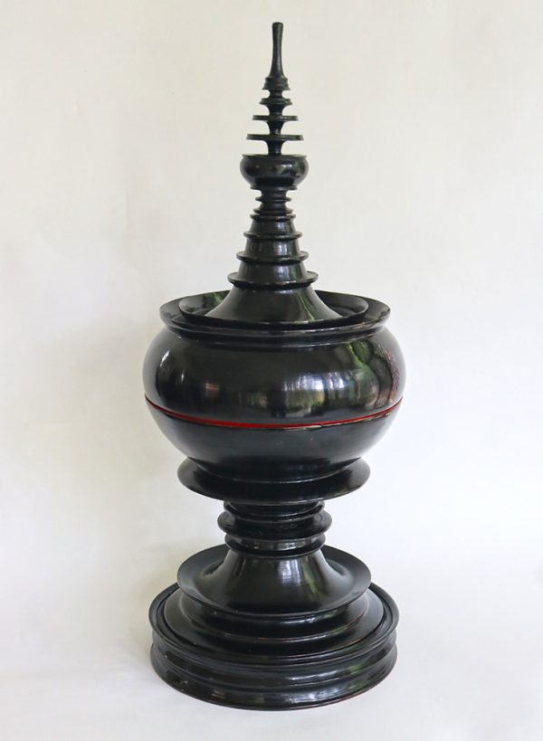 Black Lacquered Offering Vessel