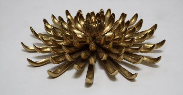 Brass Chrysanthamum Candle Stand