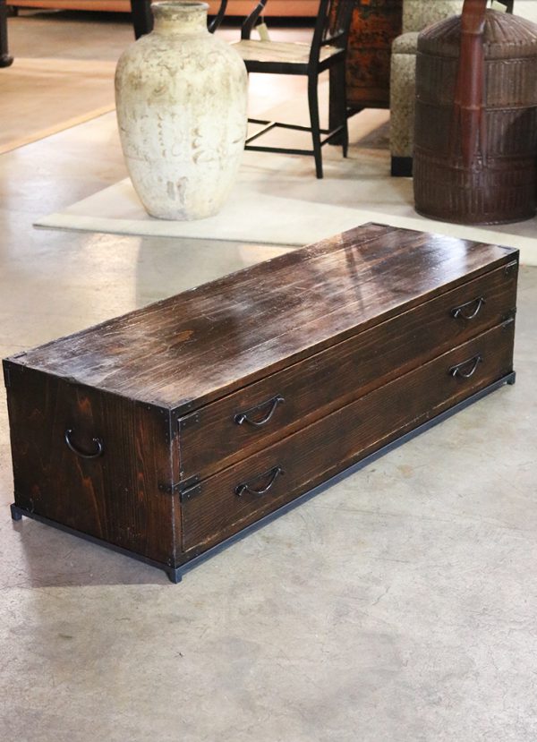 Kiri Wood Katana Tansu with Metal Stand