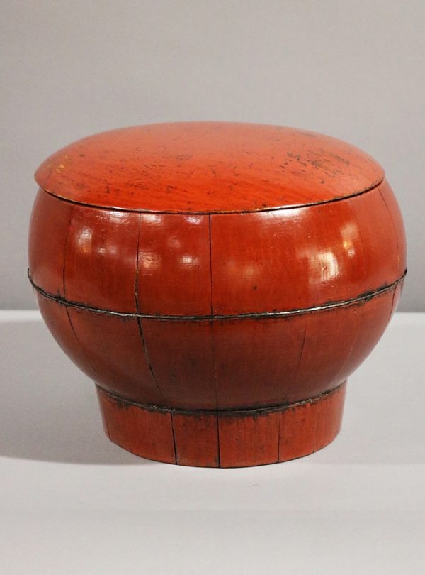 Red Lacquered Bucket with Lid