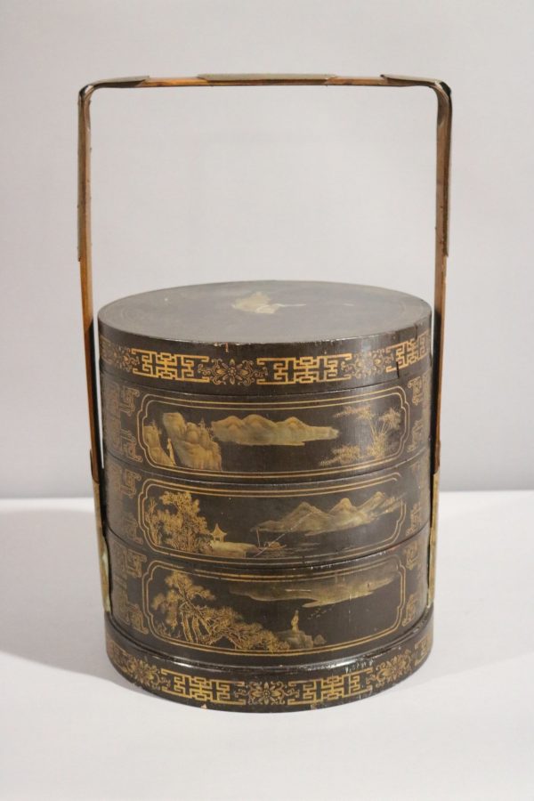 Lacquered Gilt Wedding Basket - Image 2