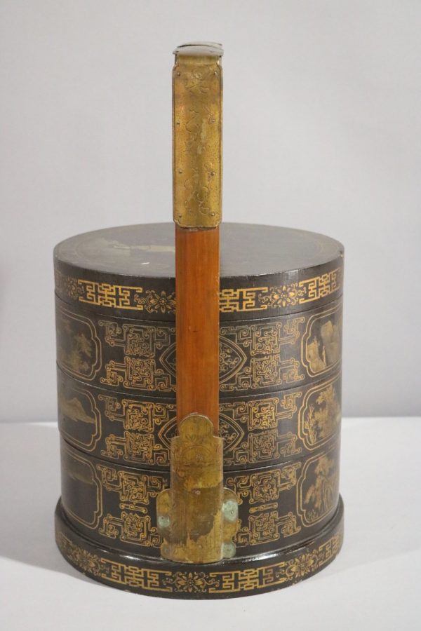 Lacquered Gilt Wedding Basket - Image 3