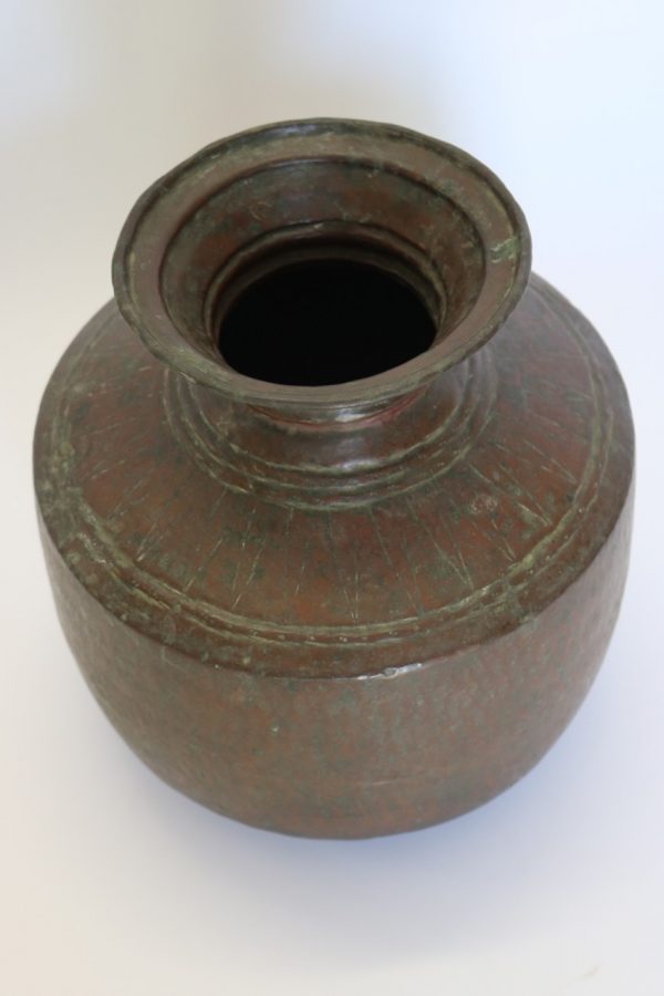 Copper water pot from India - Image 3