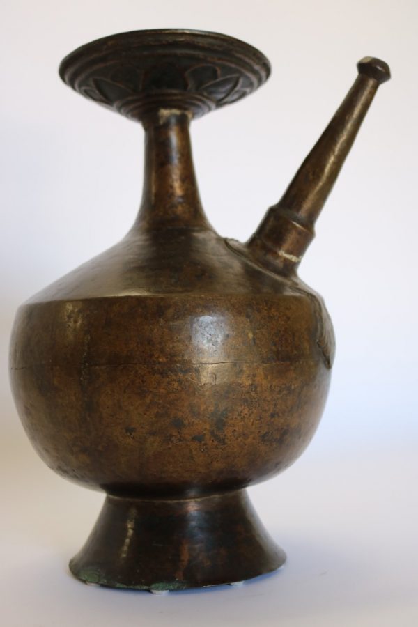 Brass water container from India - Image 7