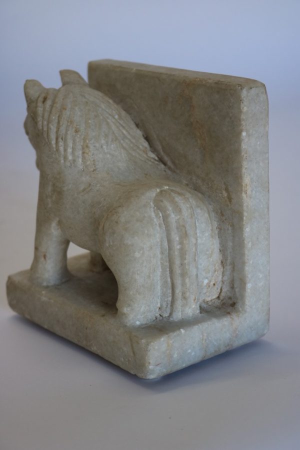 Hand carved white marble figure - Image 4
