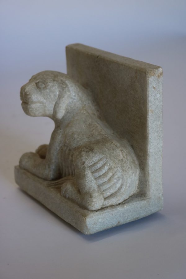 Hand carved white marble figure dog - Image 4