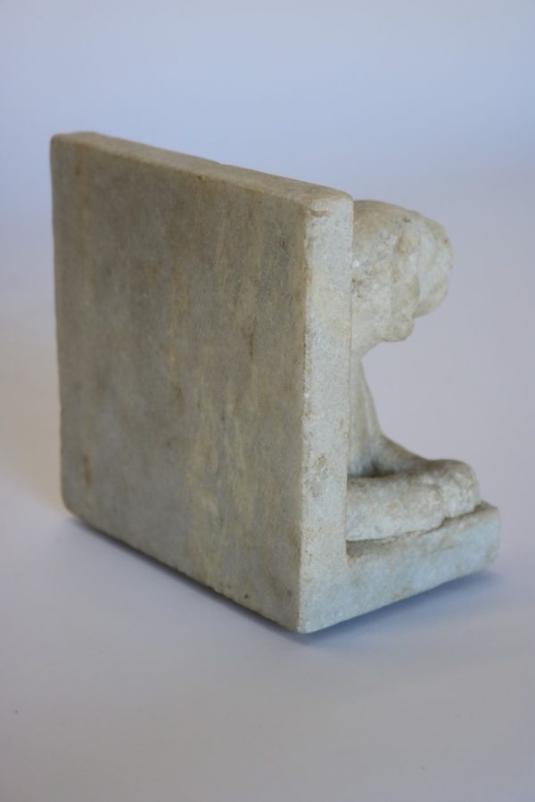 Hand carved white marble figure dog - Image 5