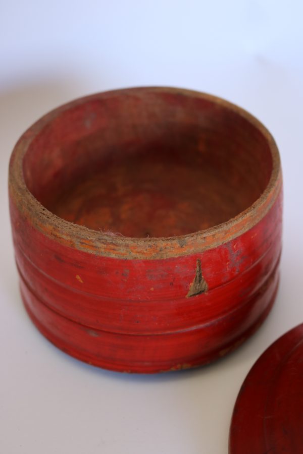 Painted Wood box with Lid from India - Image 6