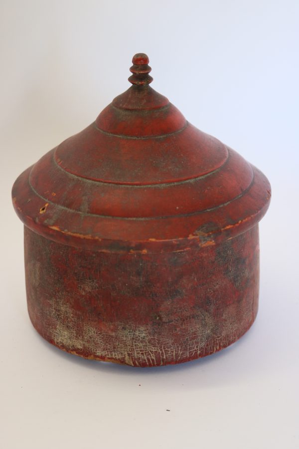 painted wood box with lid - Image 3
