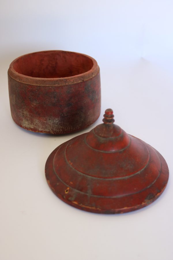 painted wood box with lid - Image 5