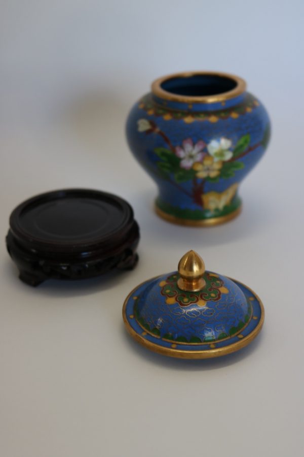Hand painted cloisonne Jar with wood base from China - Image 10