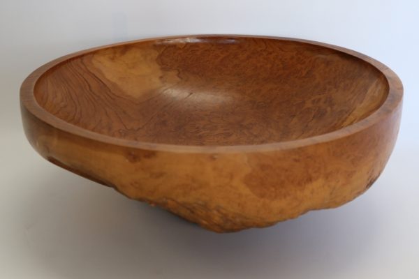 Teak wood hand carved bowl from Cirebon, West Java, Indonesia - Image 4