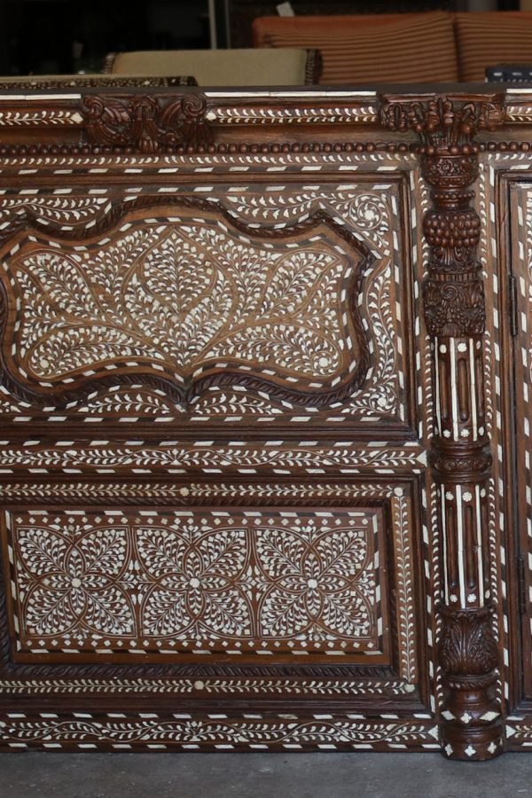 Wood and bone inlay window from Jaisalmer palace India - Image 3